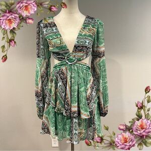 Luxxel cut out‎ long sleeve Paisley mini Dress size small
